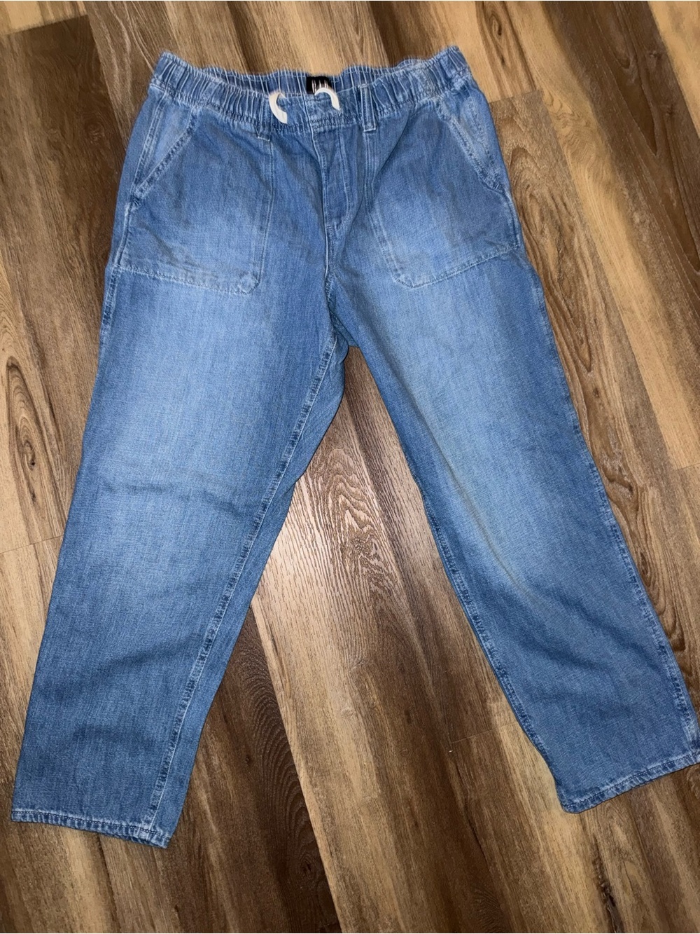 Gap Women’s Relaxed Drawstring Jeans